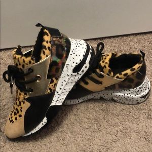Steve Madden Sneakers